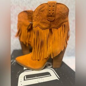 Dingo Orange Leather Fringe Cowboy Boots size 9 Crazy Train